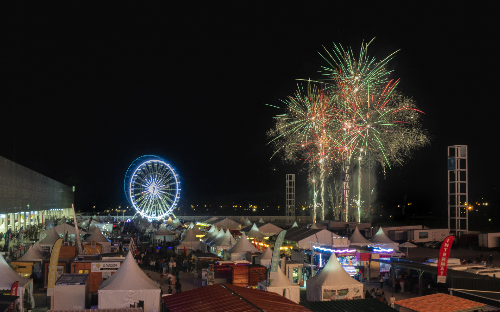 Feu d'artifices et nocturne de la Foire Internationale de Toulouse
